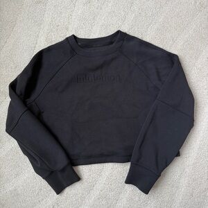 Lululemon - Black Cropped Sweatshirt